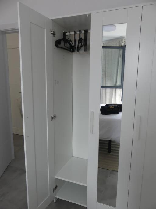라 라구나 19 Piso Centrico, Nuevo Y Bien Equipado En La Trinidad 아파트 외부 사진